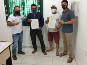 Imagem da notícia - Governo do Amazonas entrega licenças ambientais para moveleiros de Carauari