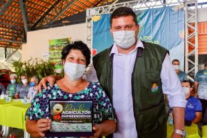 Imagem da notícia - Idam promove capacitações na 5ª Feira de Agronegócios da Nilton Lins