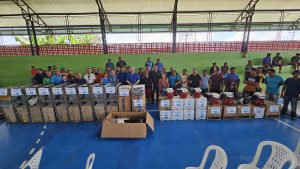 Imagem da notícia - Governo do Amazonas entrega mais R$ 1 milhão em implementos agrícolas a produtores rurais de Anori