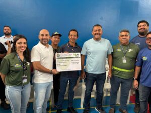 Imagem da notícia - Setor Primário: Governo do Amazonas entrega 250 documentos a produtores rurais de Manaus