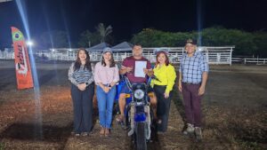 Imagem da notícia - Governo do Amazonas entrega R$ 200 mil em crédito rural para pescadores de São Sebastião do Uatumã