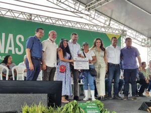 Imagem da notícia - Governo do Estado entrega R$ 833 mil em crédito, CPP e CAF a produtores rurais amazonenses