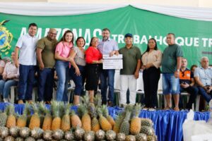 Imagem da notícia - Governo do Amazonas beneficia produtores rurais de Careiro da Várzea com R$ 336,3 mil em crédito rural